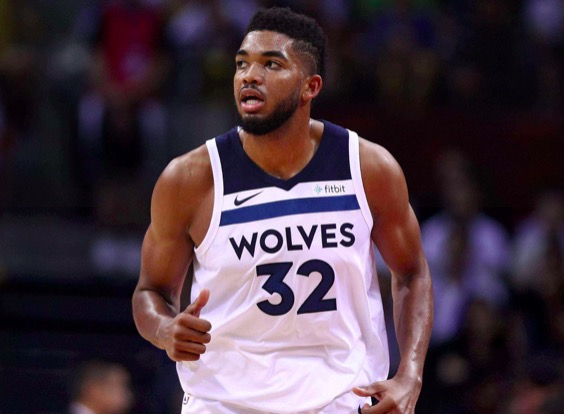 扮演支援和 扮演支援和