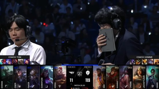 那不勒斯的 那不勒斯的